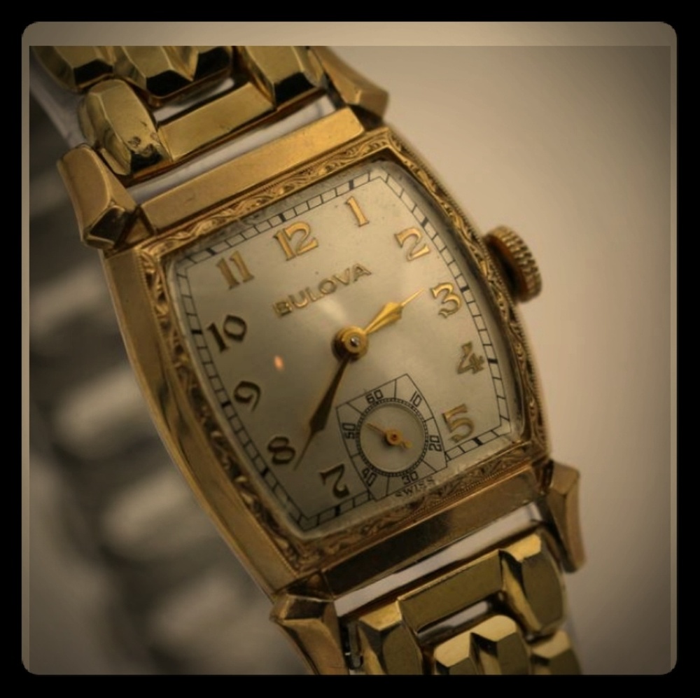 1947 Bulova Men's 18k Gold Watch